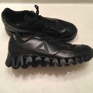 Men’s Black Reebok Referee Shoe